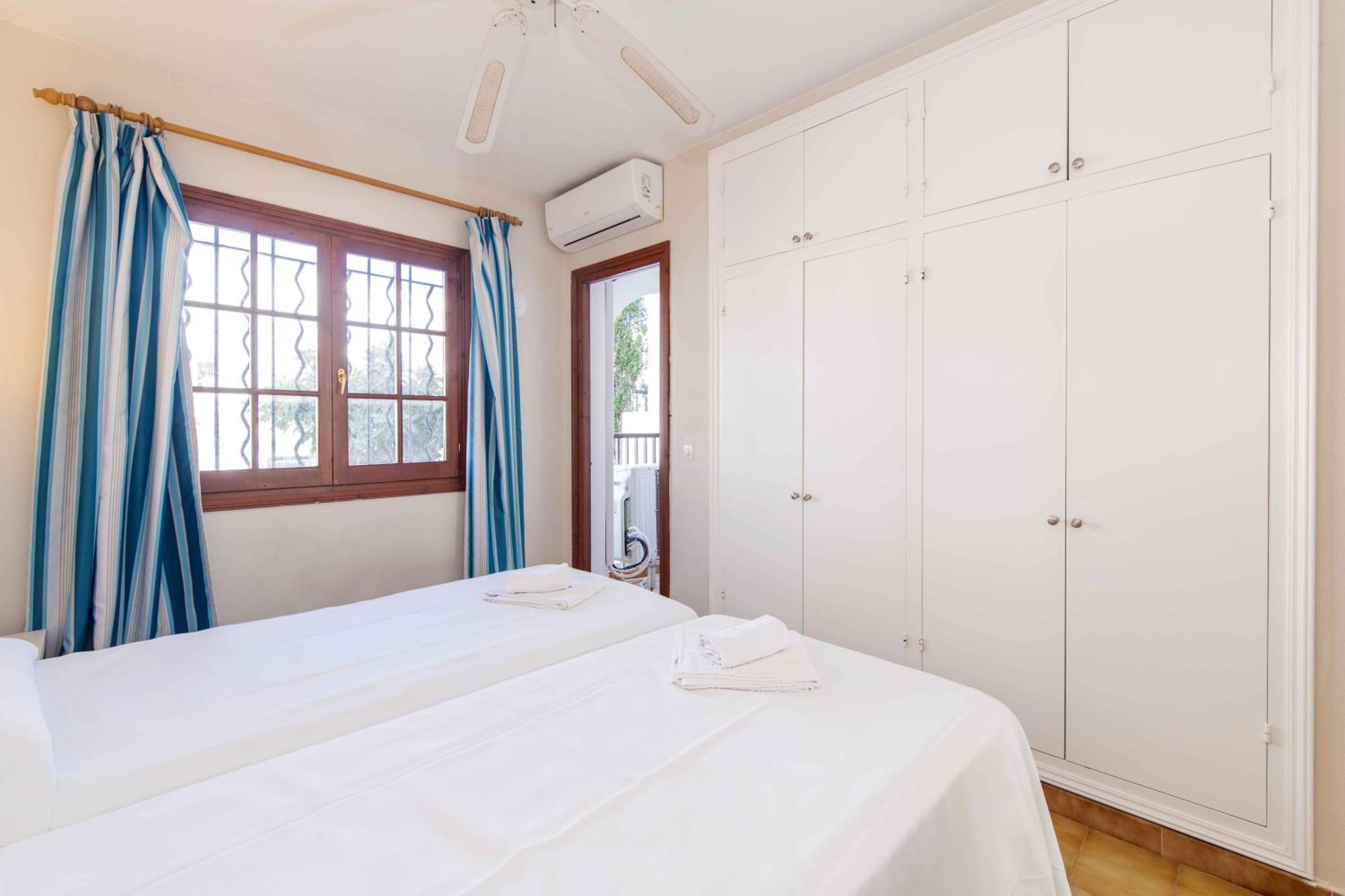 Siesta Mar Confort Cala En Porter  ภายนอก รูปภาพ